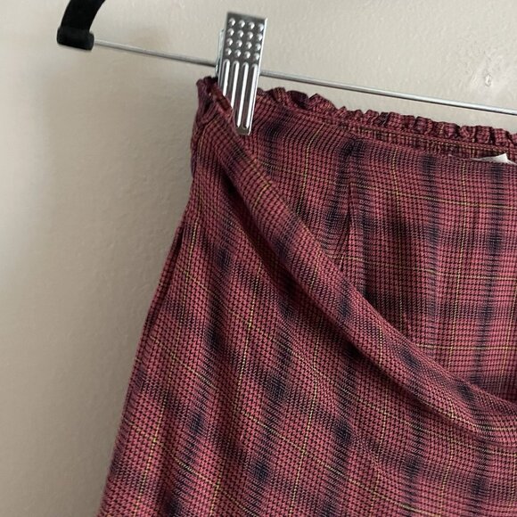 American Eagle Women S Maroon Plaid Grunge Punk High Waisted Wrap Mini Skirt NWT - Picture 4 of 9